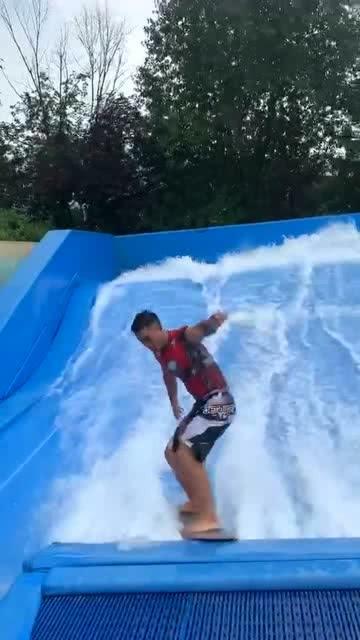 流放者柯南